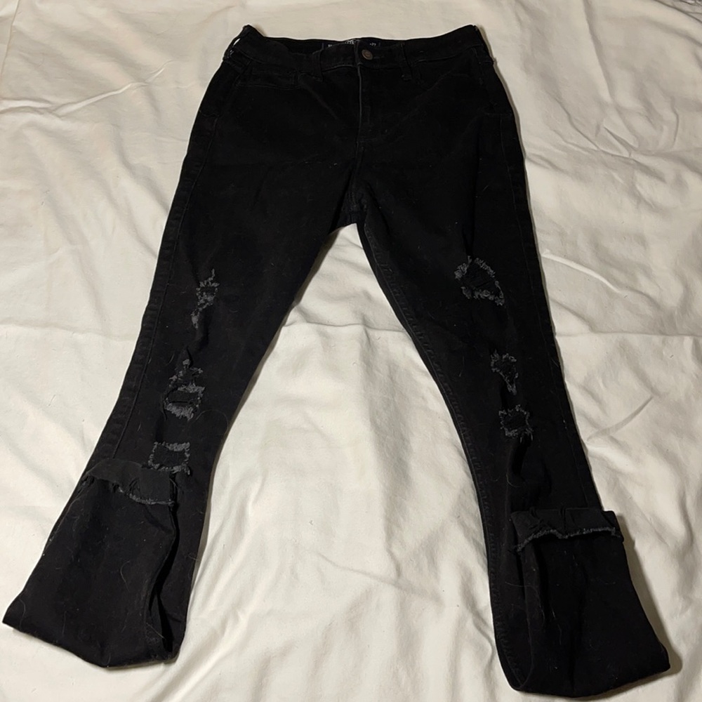 Hollister black distressed skinny jeans